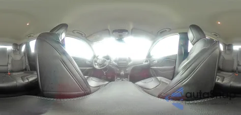 2019 Jeep Cherokee Latitude Plus z USA, uszkodzony, nr VIN 1C4PJMLX8KD483745